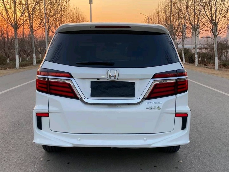 徐州17年本田艾力绅1