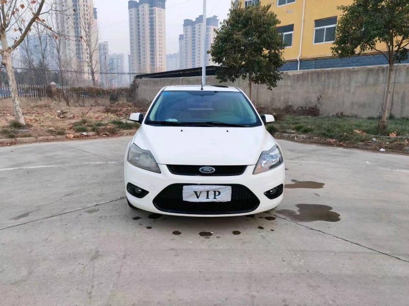 枣庄16年福特福克斯9