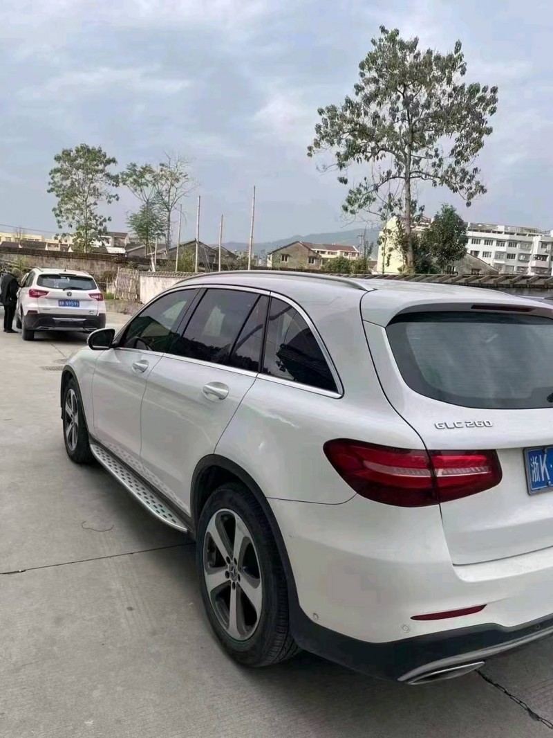 嘉兴17年奔驰GLC5