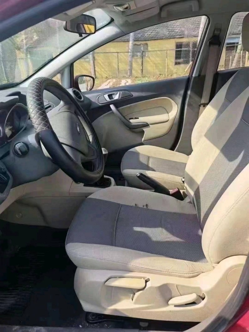 临沂12年福特嘉年华6