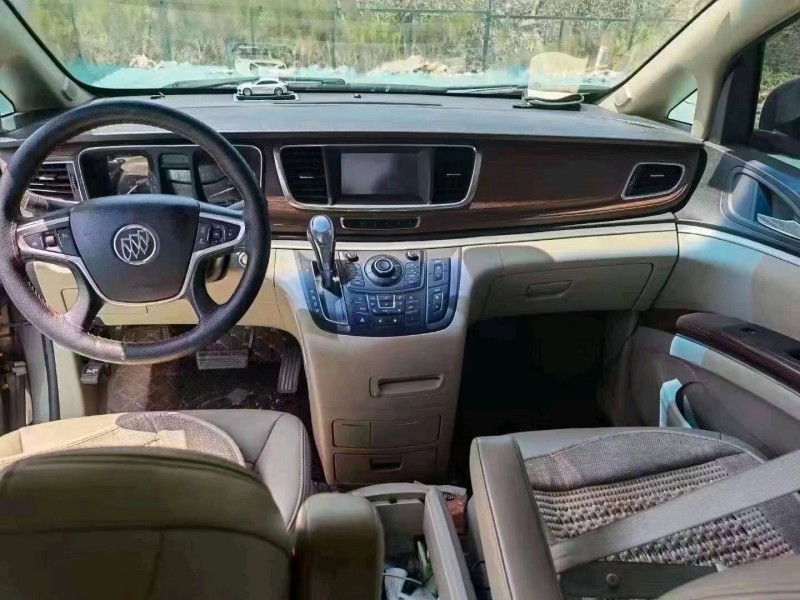 临沂15年别克GL85