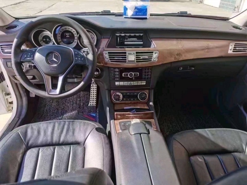 临沂15年奔驰CLS5