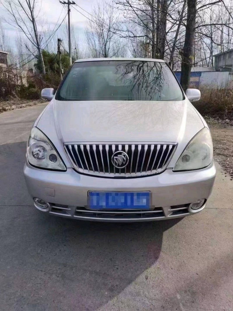 临沂12年别克GL89