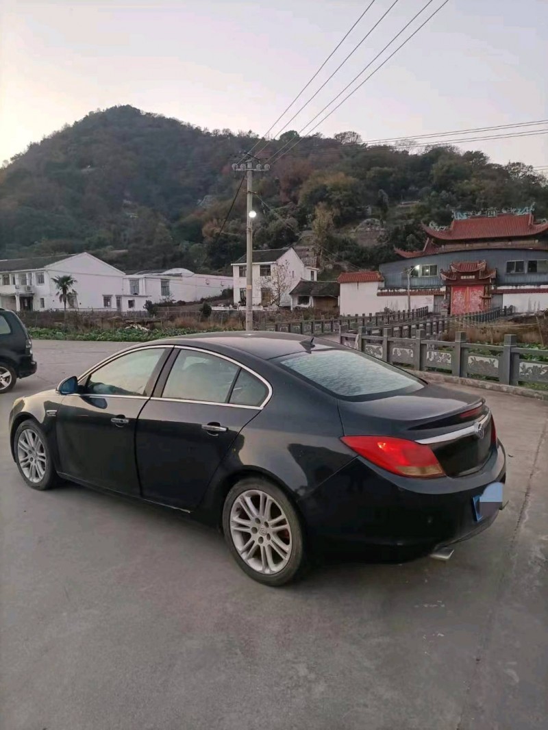 嘉兴10年别克君威6