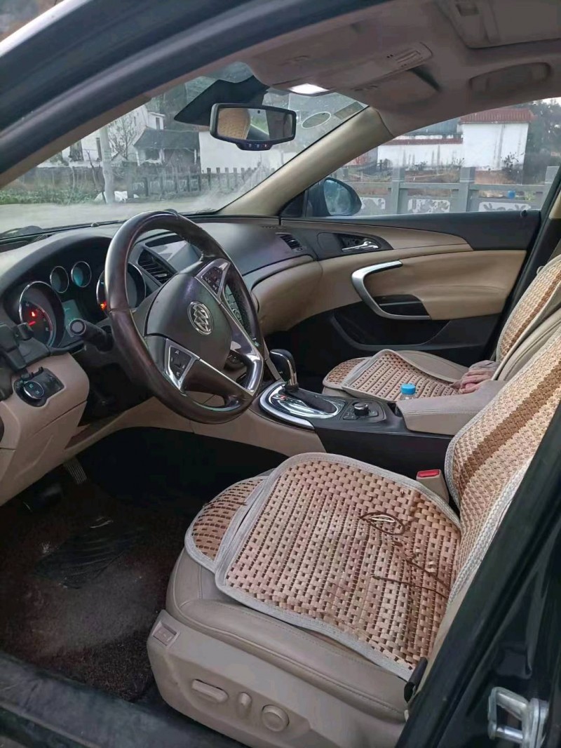 嘉兴10年别克君威7