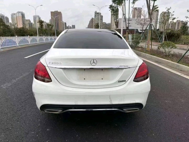 嘉兴19年奔驰C2