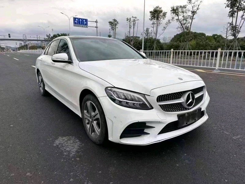 嘉兴19年奔驰C3