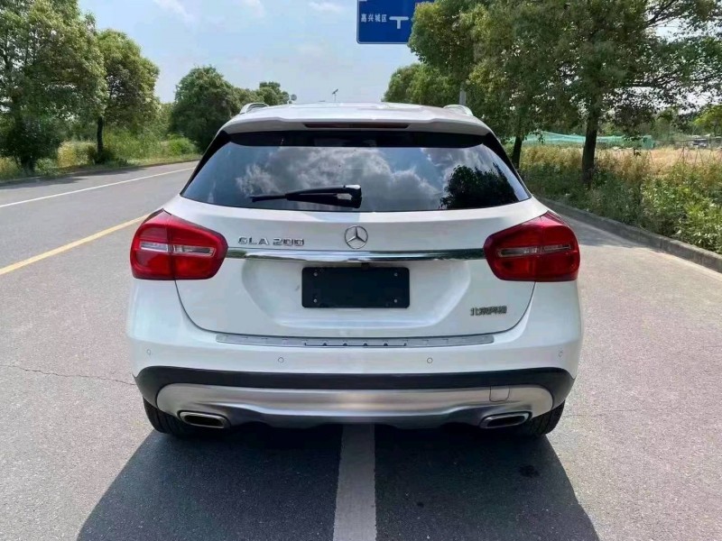 嘉兴16年奔驰GLA2