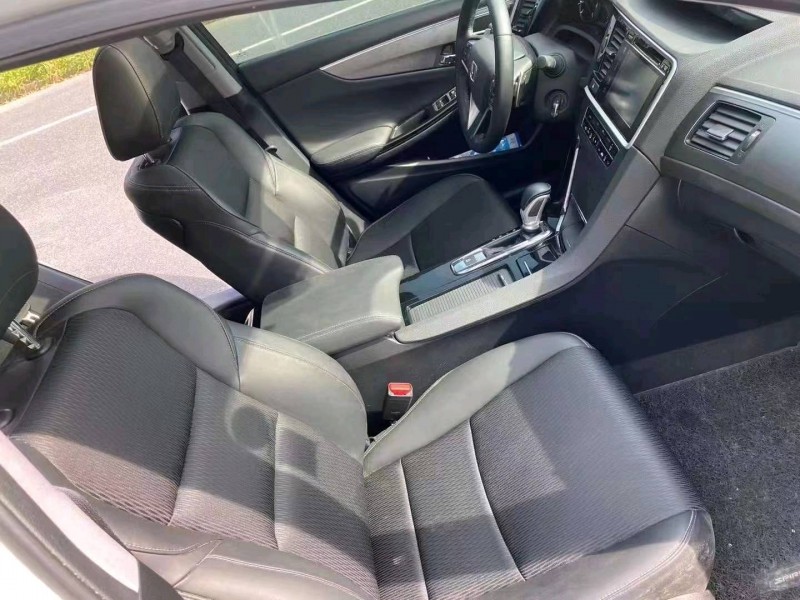 嘉兴18年本田思铂睿5