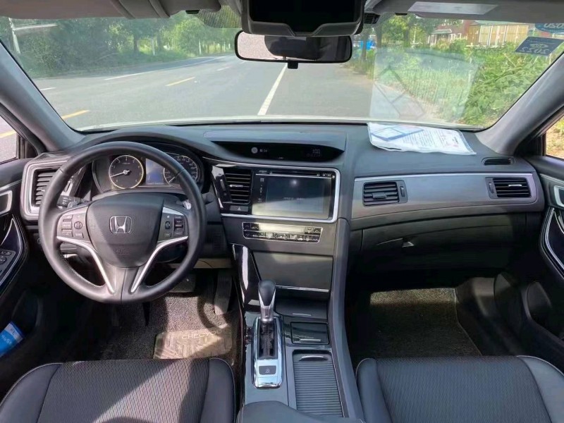 嘉兴18年本田思铂睿9