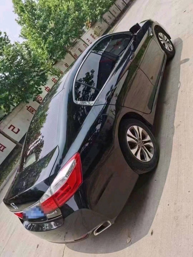 临沂14年本田雅阁2