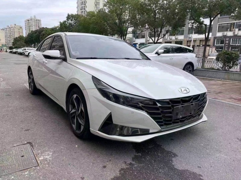 嘉兴21年现代伊兰特3