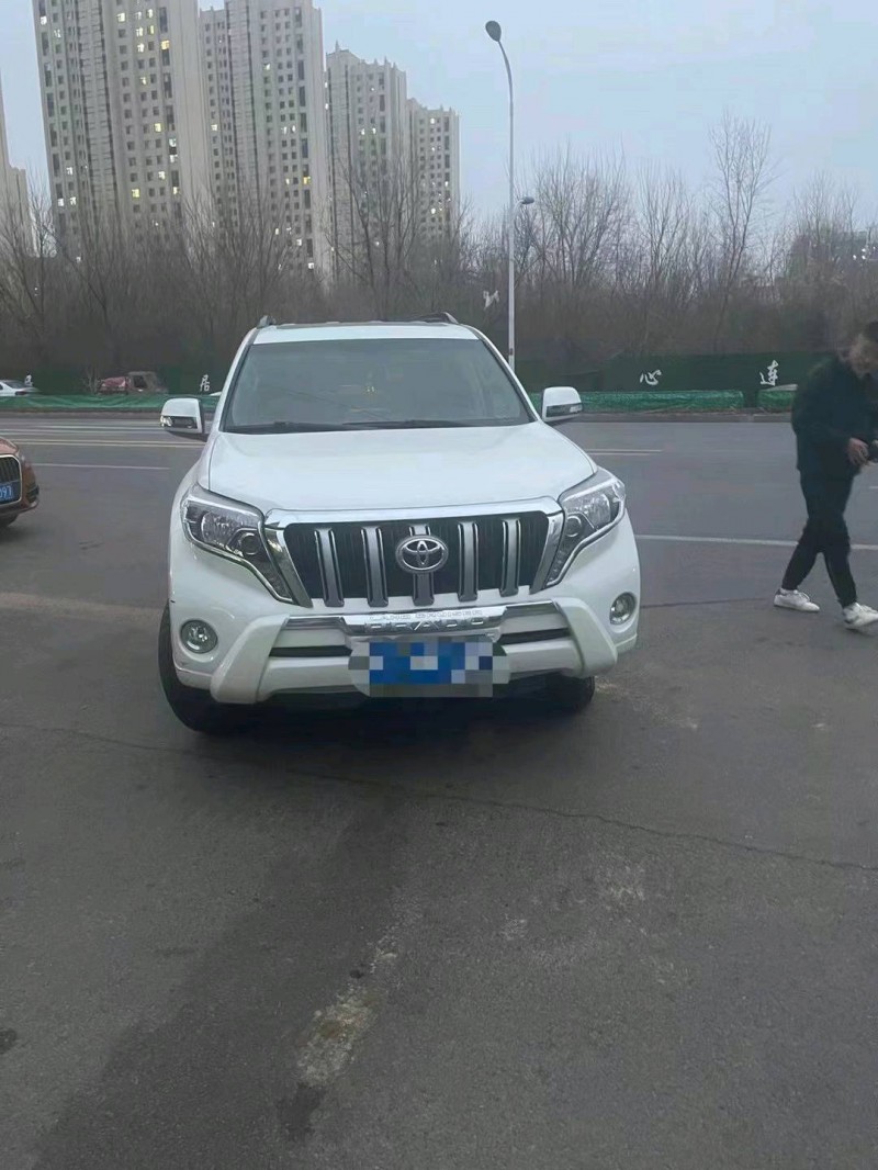 廊坊12年丰田普拉多8
