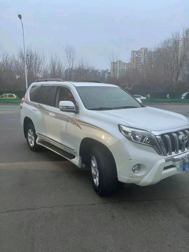 廊坊12年丰田普拉多7