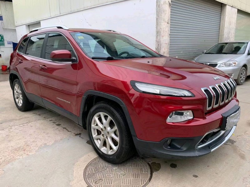 广州17年Jeep自由光2