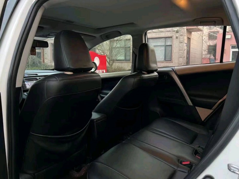 东营15年丰田RAV4荣放5