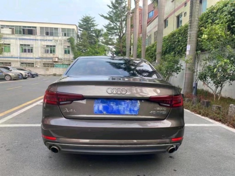 宜昌19年奥迪A4L3
