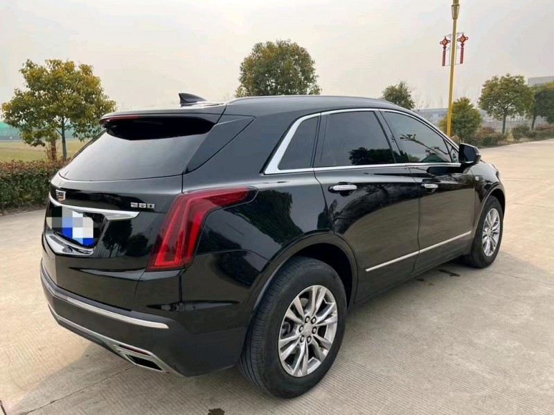 盐城20年凯迪拉克XT54