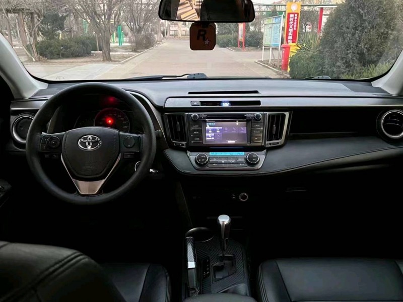 枣庄15年丰田RAV4荣放5