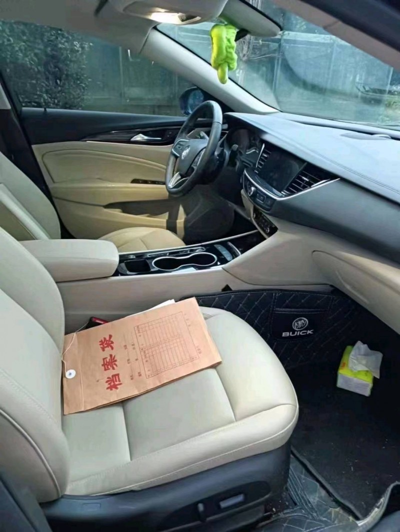 嘉兴21年别克君威5