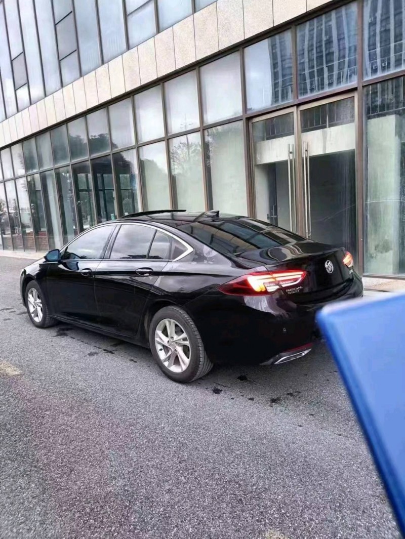 嘉兴21年别克君威6