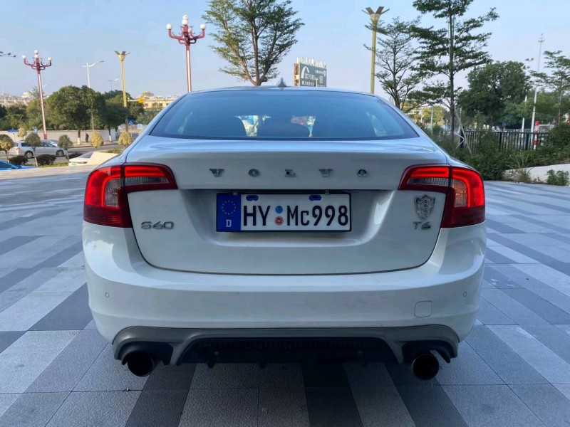 广州15年沃尔沃S60L1