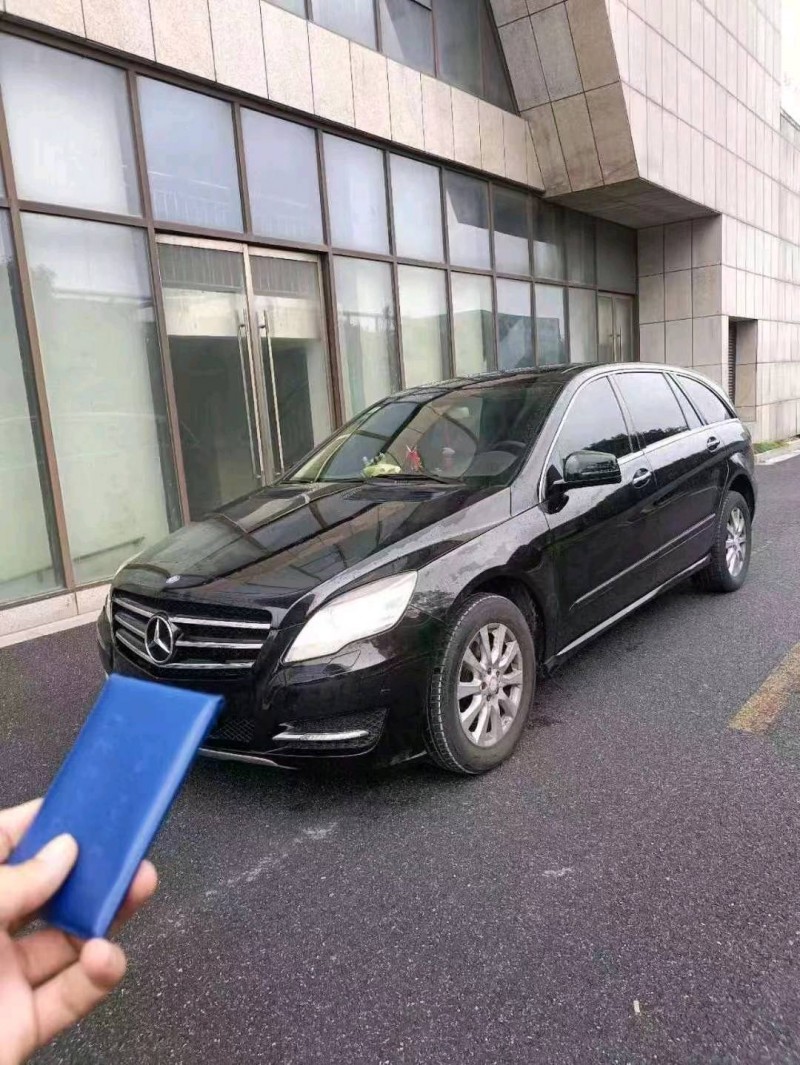 嘉兴11年奔驰R1
