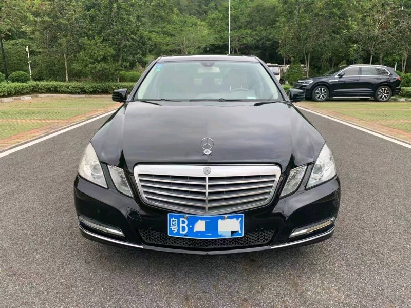 广州13年奔驰E1