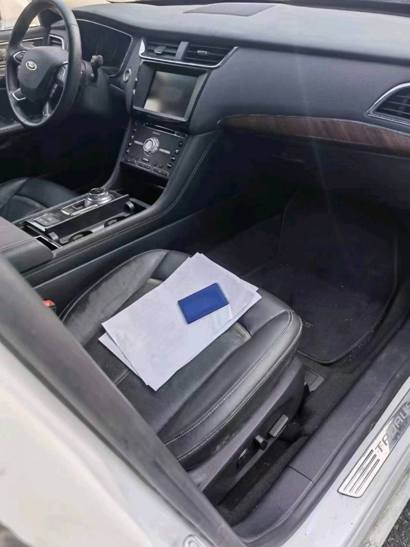 嘉兴17年福特金牛座5