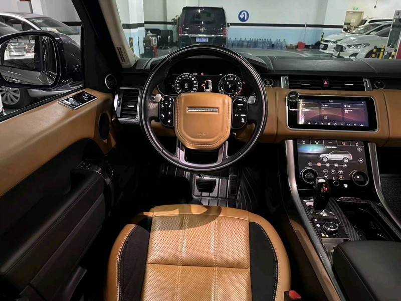 广州18年路虎揽胜运动4