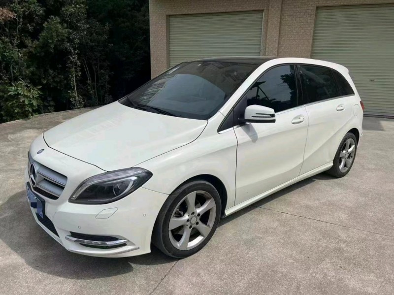 广州15年奔驰B2