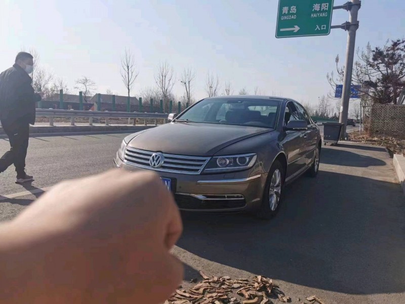 济南13年大众辉腾2