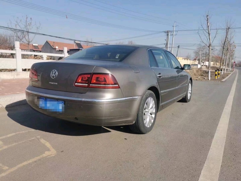 济南13年大众辉腾7