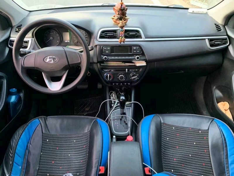 济南18年现代瑞纳5