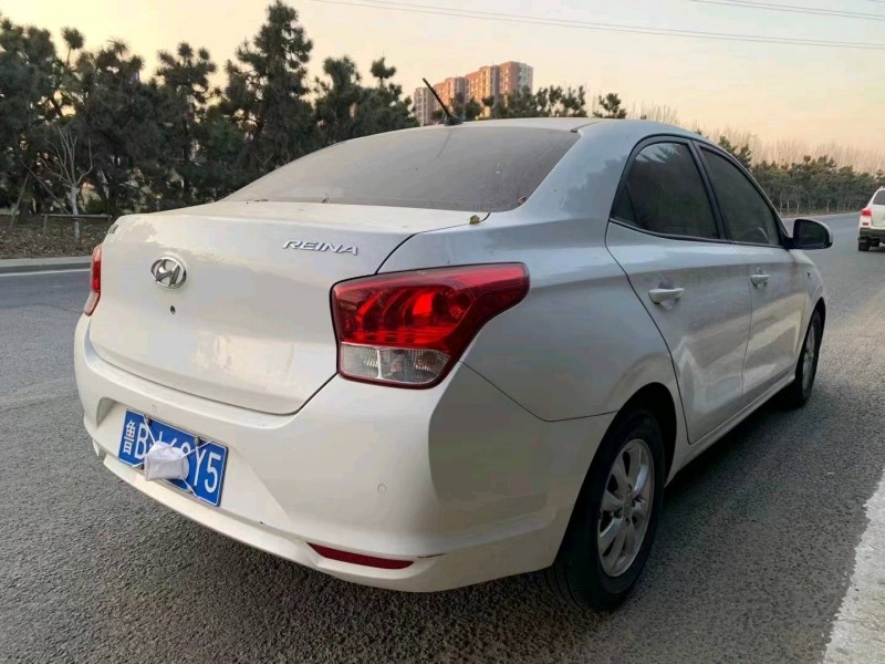 济南18年现代瑞纳6