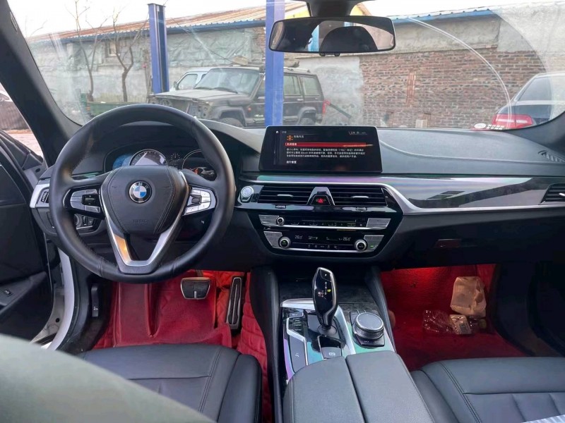 济南18年宝马5系3