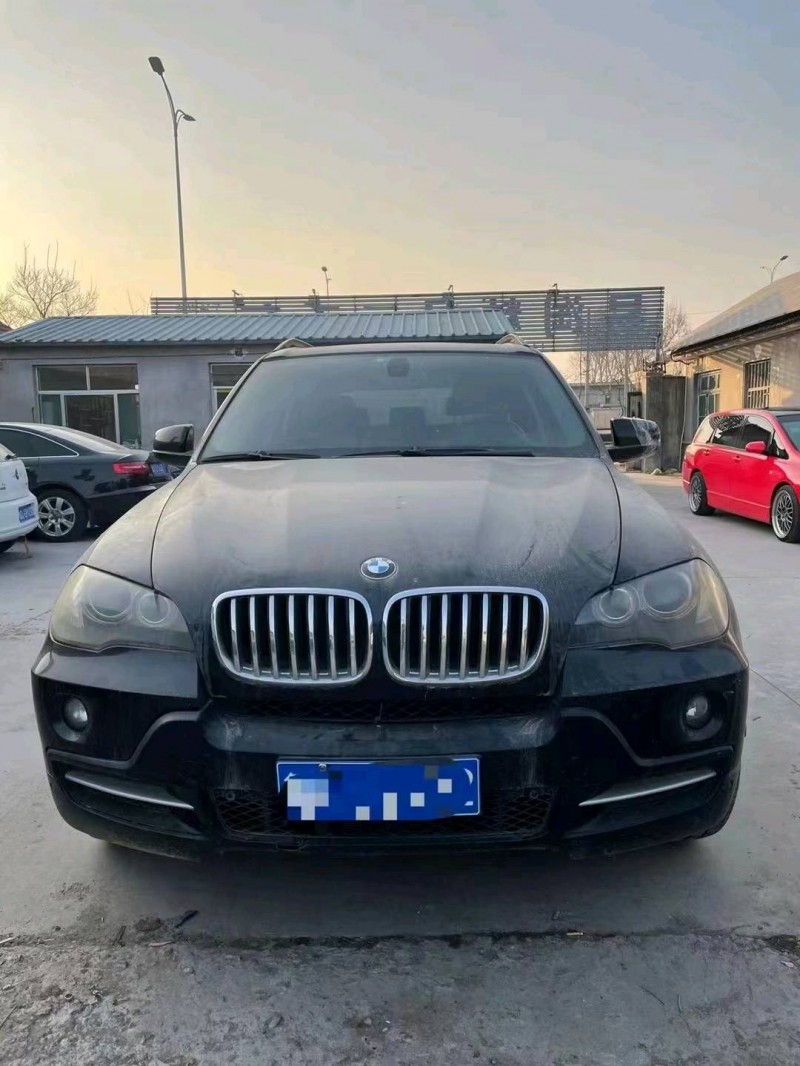 济南09年宝马X51