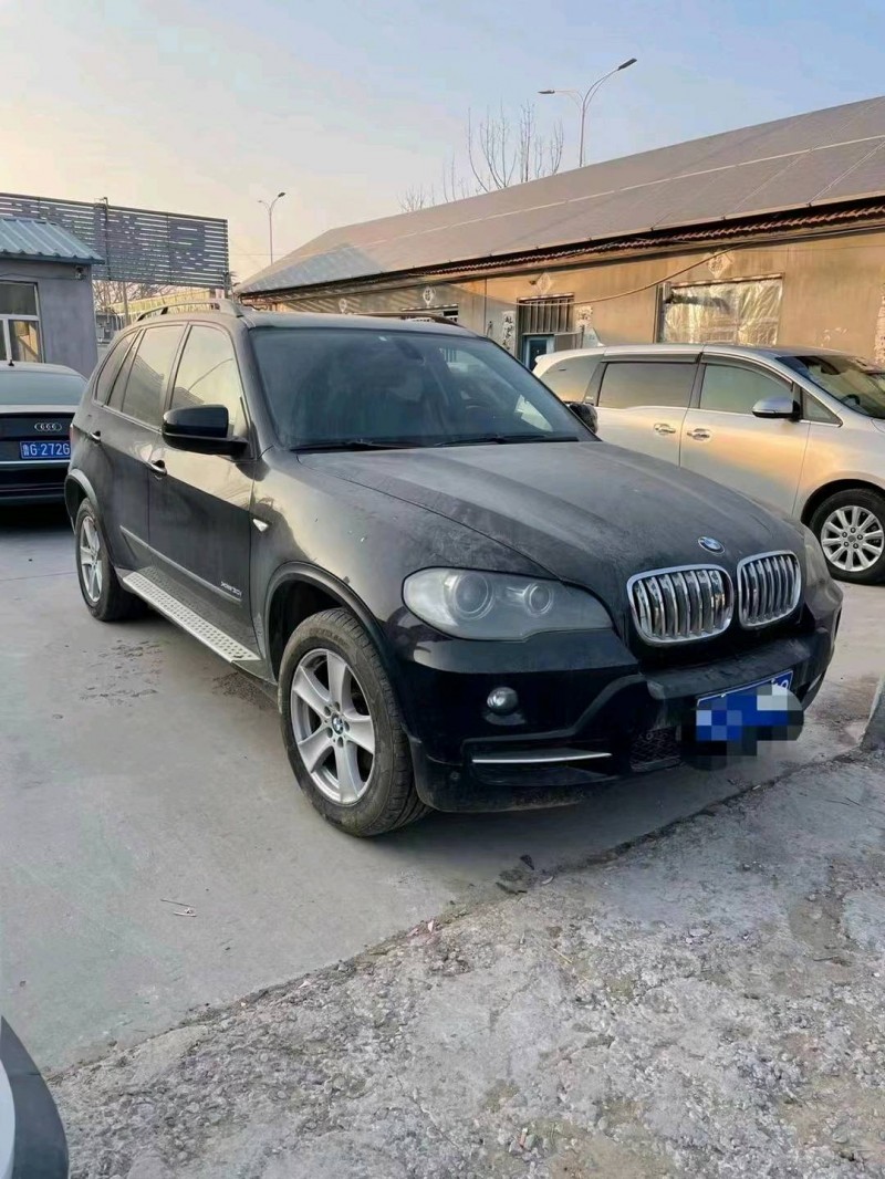 济南09年宝马X53