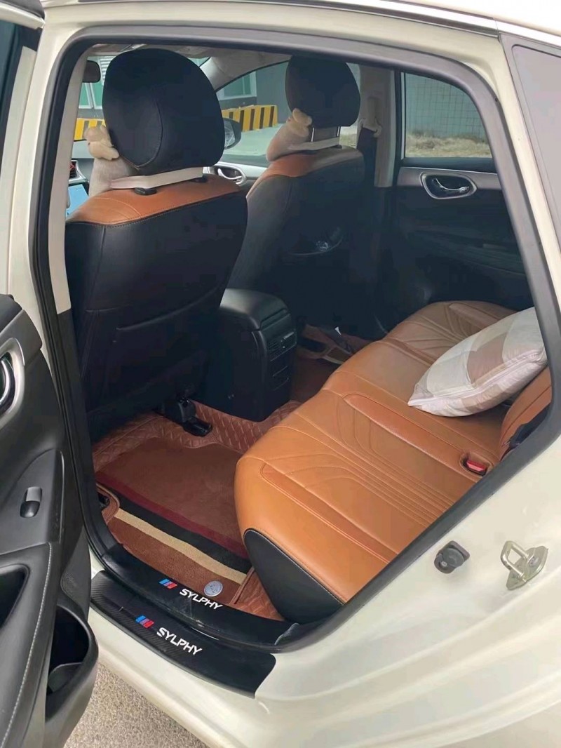 贵阳21年日产轩逸4