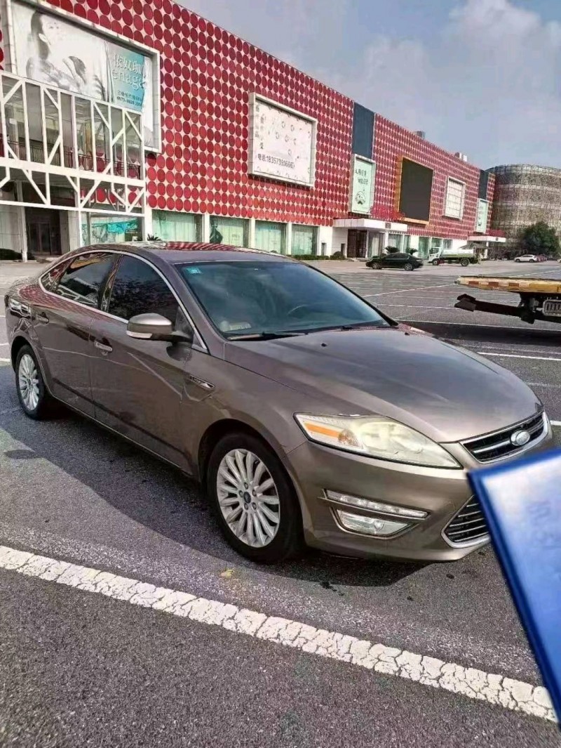 嘉兴12年福特蒙迪欧-致胜1