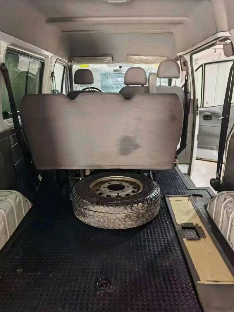 济南15年福特全顺6