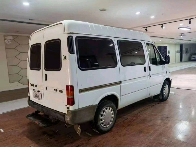 济南15年福特全顺5