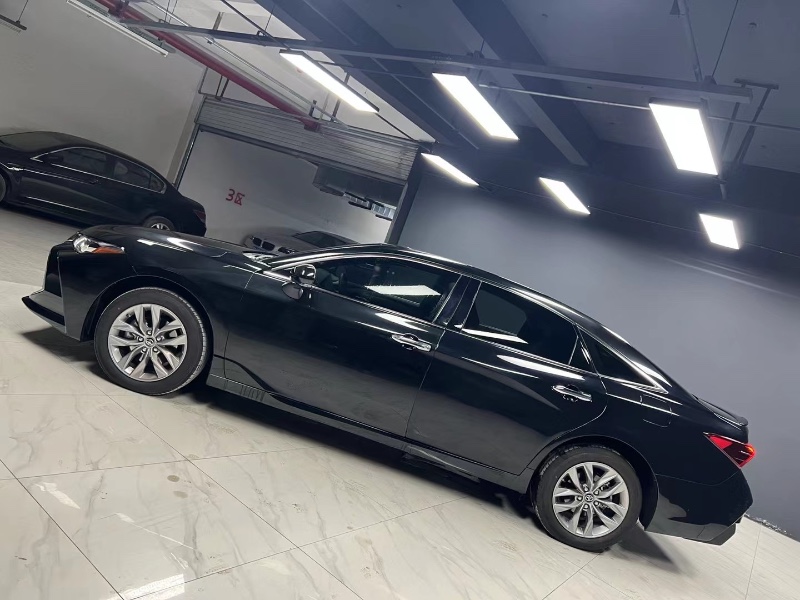 成都21年丰田亚洲龙3