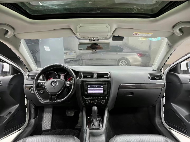 成都16年大众速腾7