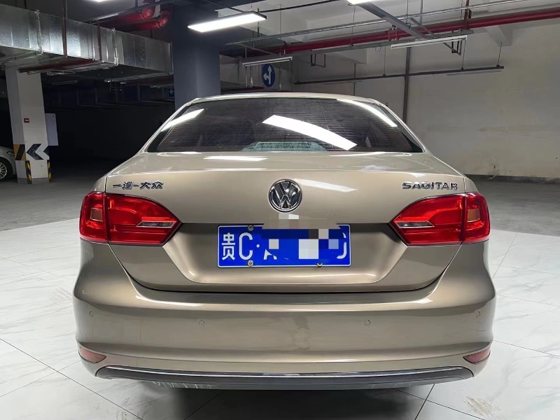 成都15年大众速腾4