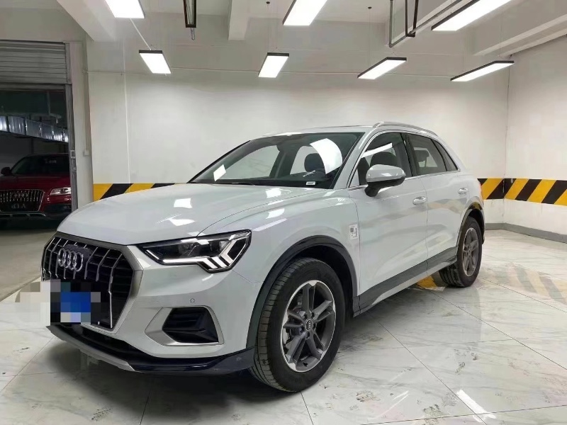 成都21年奥迪Q32