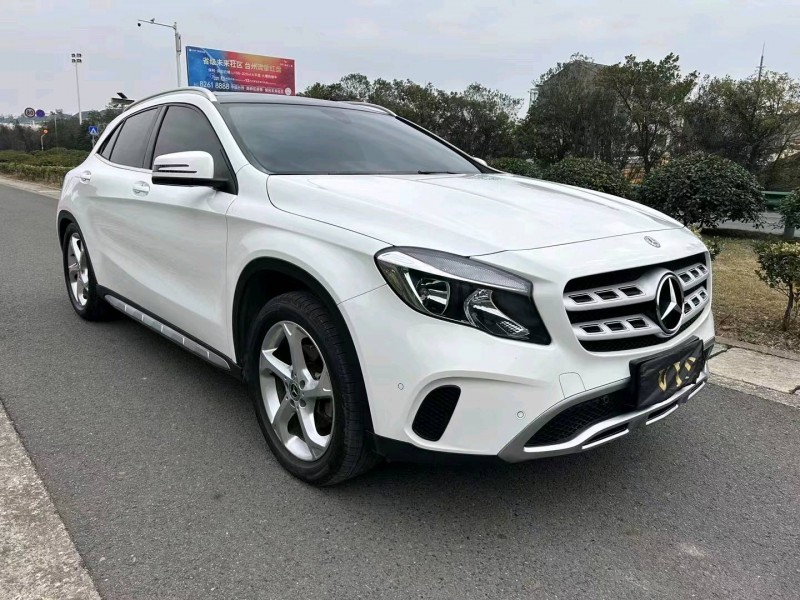 嘉兴19年奔驰GLA3