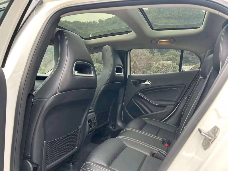 嘉兴19年奔驰GLA4