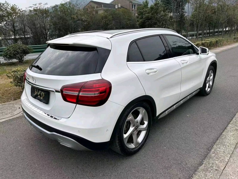 嘉兴19年奔驰GLA5