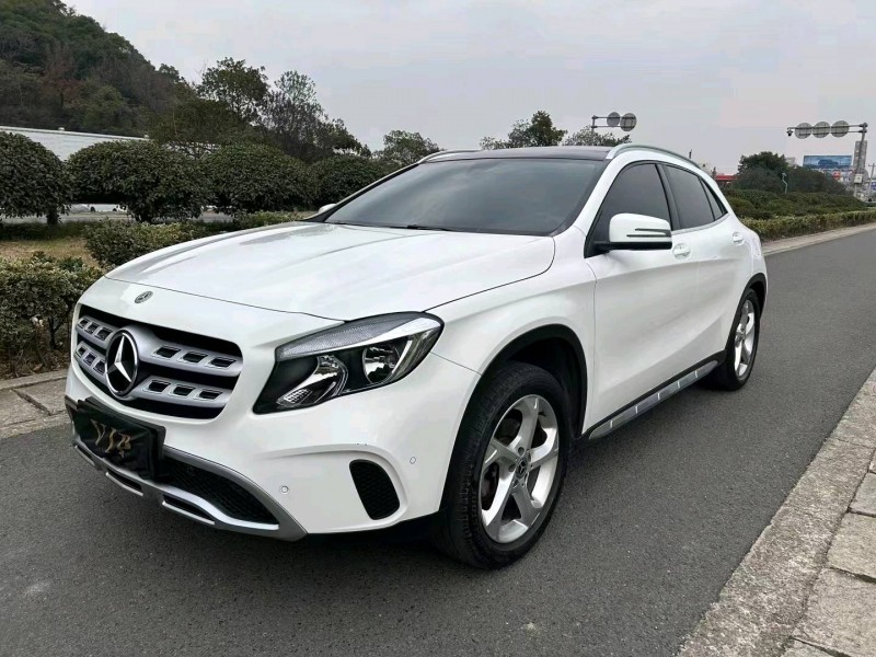 嘉兴19年奔驰GLA9